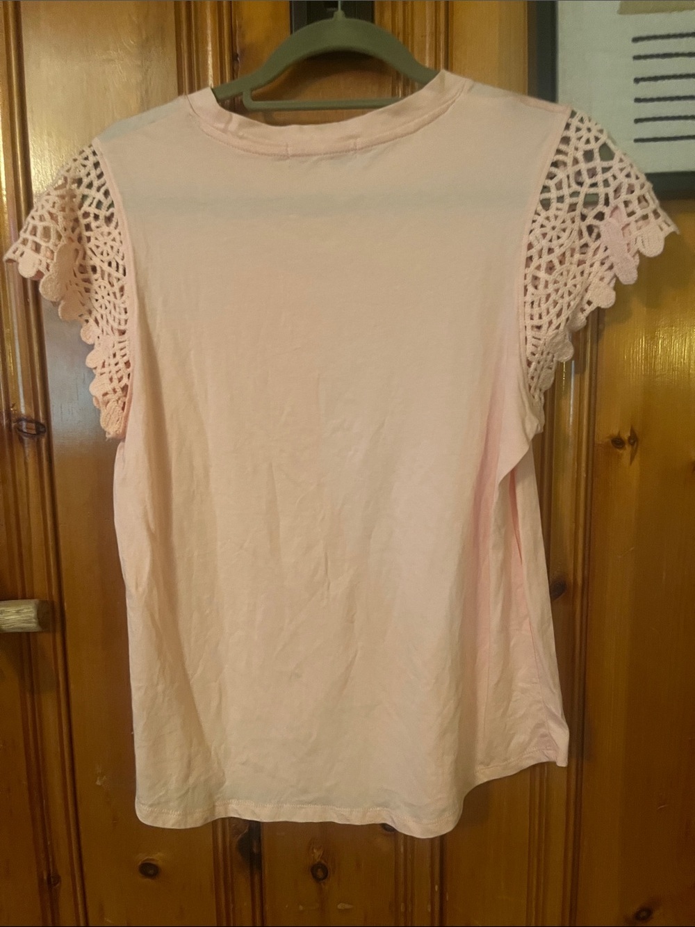 C&C California Pale Pink Crochet Sleeve shirt - Picture 4 of 4